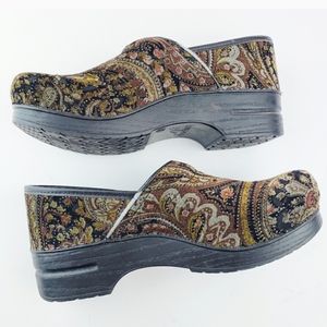 Dansko tapestry clogs